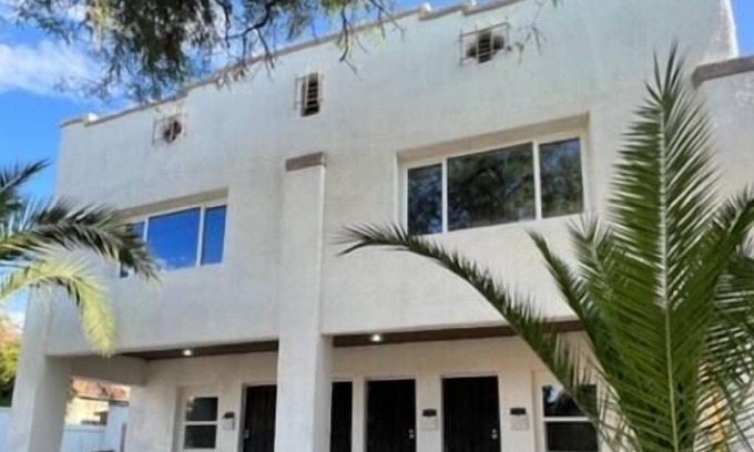 West University Appartement | University Blvd- Sleeps 12 & Free Parking