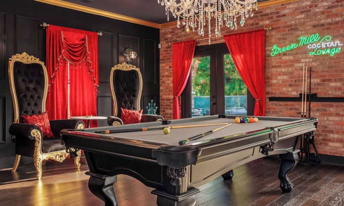 Deer Park Maison | Untouchable~6BR 4BA Speakeasy w/Sky Deck+Fire Pit