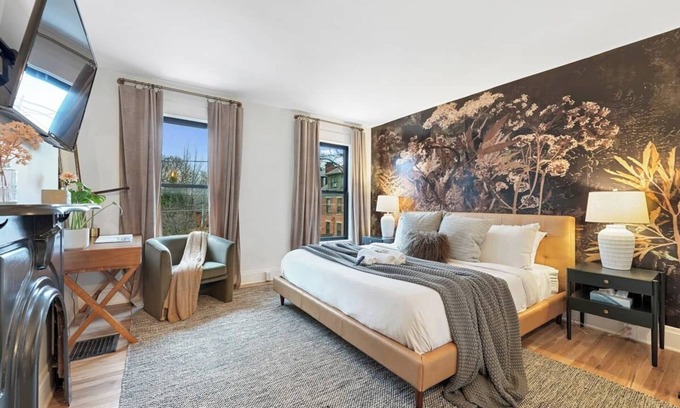 German Village Appartement | Unwind and relax in this picturesque German Village hideaway. Perfect for small groups!