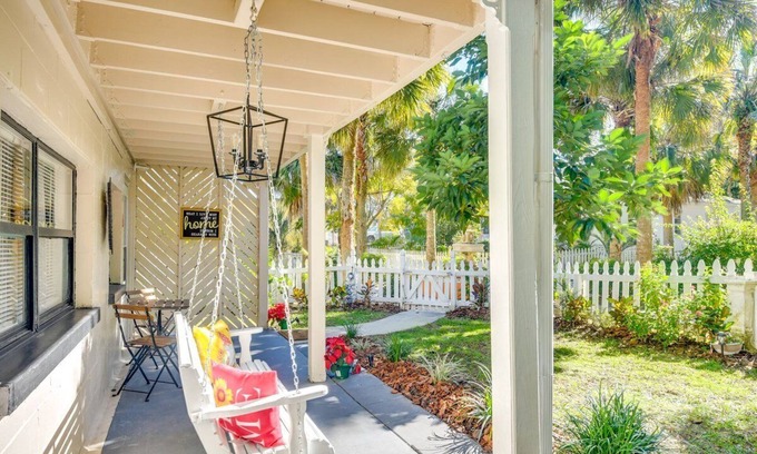 DeLand Maison | Unwind in DeLand: Fire Pit Nights & Downtown Delights!