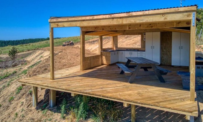 Pukehina Location De VR | Unwind Under the Stars: Campsite Getaway