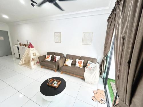 Taman Bukit Mewah Appartement | Up to 9 Person, Next to Paradigm Mall's new Theme park, Escape JB
