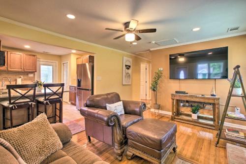 Savannah Maison | Updated Savannah Hideaway with Luxury Backyard!