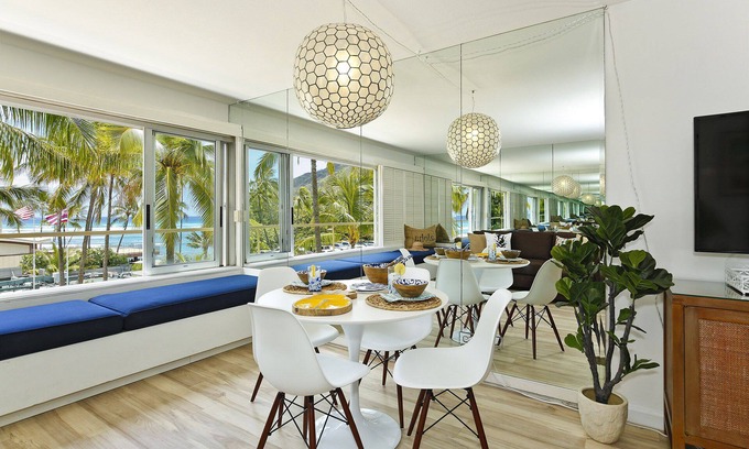 Diamond Head - Kapahulu - St. Louis Copropriété | Studio en front de mer sur la plage tranquille de Waikiki avec piscine / surf!