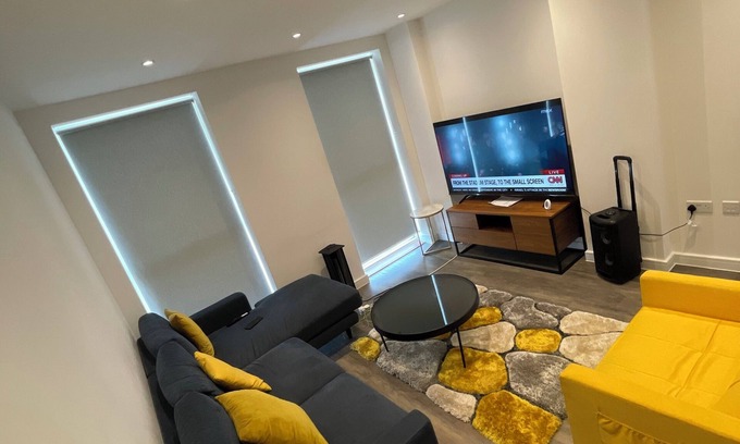 South Hornchurch Appartement | UPPAMOST luxury home 2