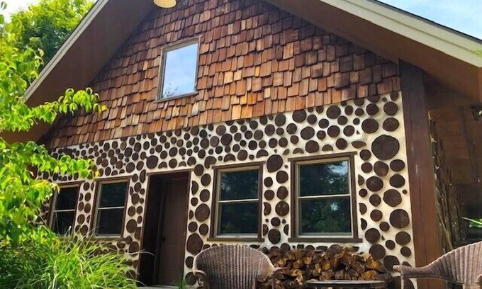 Free Soil Cabine | Upper Hamlin Lake Cabin