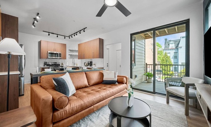 Shadyside Appartement | Upscale Double King Suite|4 Beds| Premier Location