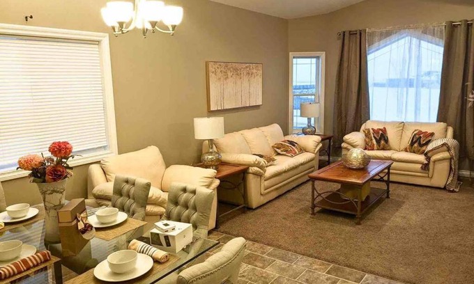 Grande Prairie Appartement | Upscale Suite By Restaurants, Costco, Best Buy, Airport