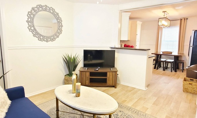 Milan Maison | Uptown New Orleans Home -7 mins to FQ Free Parking