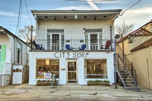 West Riverside Appartement | Uptown NOLA Apt on Magazine Street with Backyard!