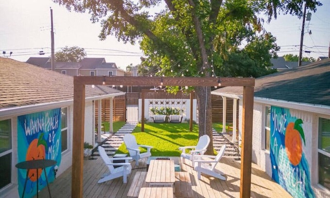 Austin Ave. Copropriété | Uptown Peach ~Suite Minutes from Magnolia & Baylor