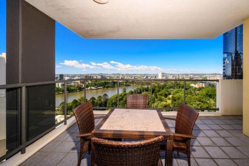 Brisbane Central Business District Appartement | Urban CBD Elegance with River&Botanic Garden Views