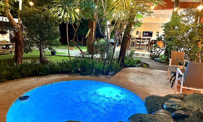 Honduras Maison | Urban Escape El Patio: Private Home, 4 BedRooms, Jacuzzi @Bella Vista
