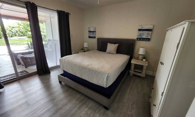 Coral Terrace Appartement | Urban Oasis 2BR Apartment in Miami - Near Downtown & Beaches