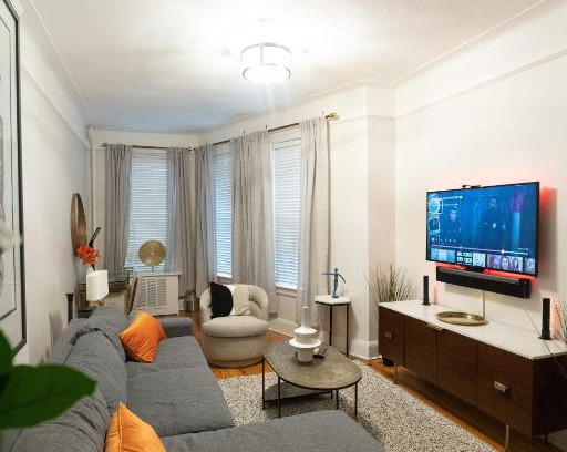 Bushwick Appartement | Urban Oasis at Cairyn's Corner with Shared Backyard