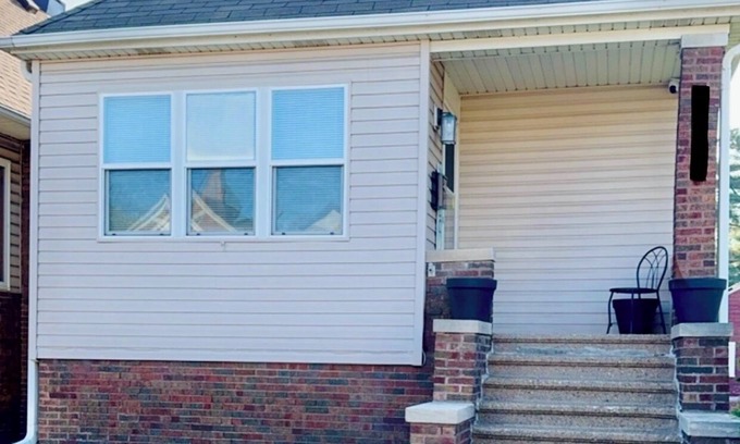 Whiting Appartement | Urban Whiting is where the City and Lake meet.