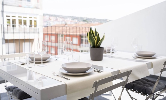 Ourense Hôtel | Urbanfive 5A Ourense center Duplex Penthouse with terrace