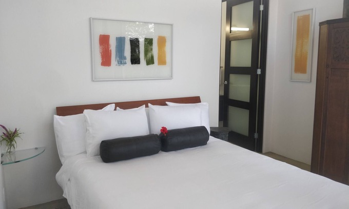 Ballena Lit Et Petit-Déjeuner | Uvita - Orchid Room. Private gated 43 acre property.