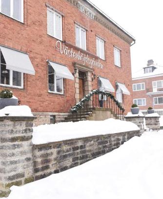 Skovde Hôtel | Västerhöjdsgården
