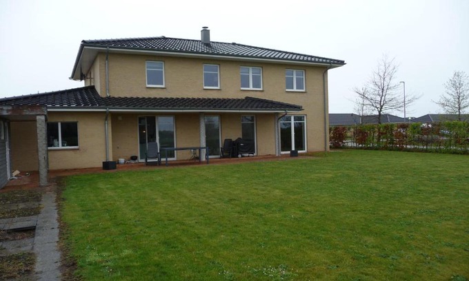 Augustenborg Maison | Værelse i Augustenborg i stor villa