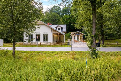 Jindrichuv Hradec Maison | Výletní Restaurace Rudolfov