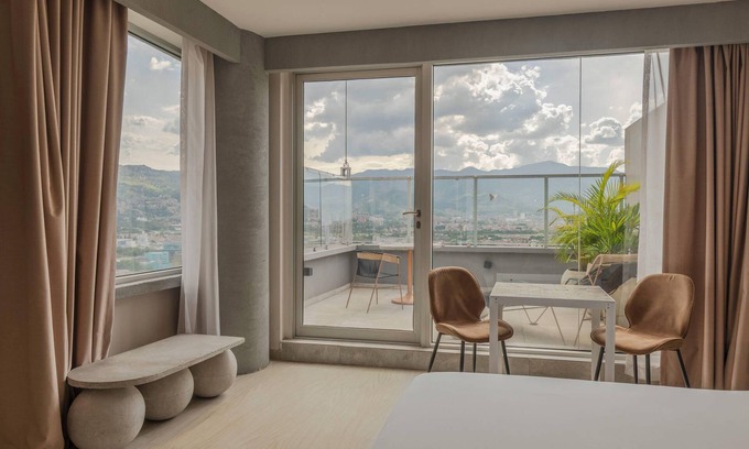 Castropol Hôtel | Viaggio Medellín Grand Select