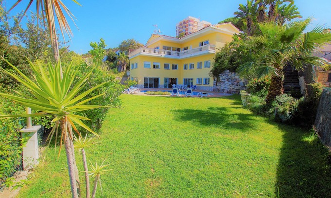 Canyelles Villa | V&V LLORET-Villa Morisca: grande villa pour 17 pax., 1'5km plage Plage Canyelles