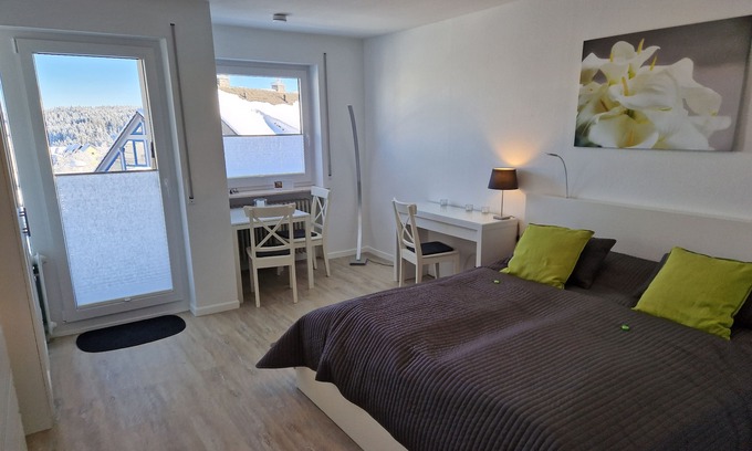Schoenwald Appartement | Vacation apartment in the Black Forest with swimming pool, sauna and WLAN