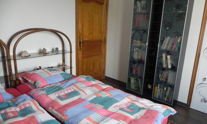 Villemagne-l'Argentiere Appartement | Vacation apartment in private villa with pool