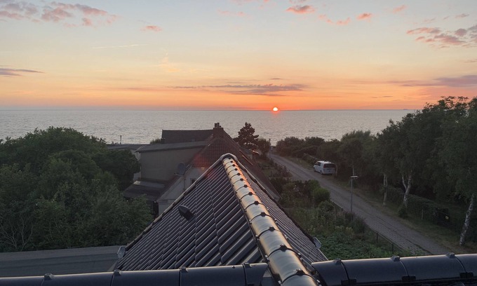 Meschendorf Appartement | Vacation apartment "Baltic Sea in view" 50m walk to the beach and sea view