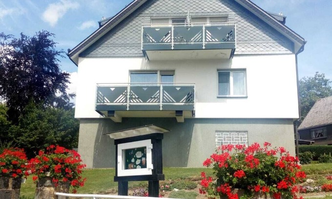 Hildfeld Appartement | Vacation apartment 90sqm with south-facing balcony and 2 bedrooms