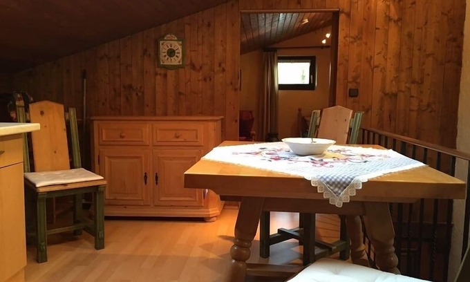 Bernau am Chiemsee Appartement | Ferienwohnung für 1-4 Personen (40 qm,DG)