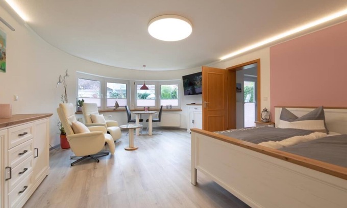Warnemuende Appartement | Vacation apartment "Luv" with terrace, parking on the property
