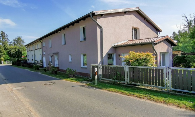 Klockenhagen Appartement | Appartement aux portes de la ville d'ambre - appartement
