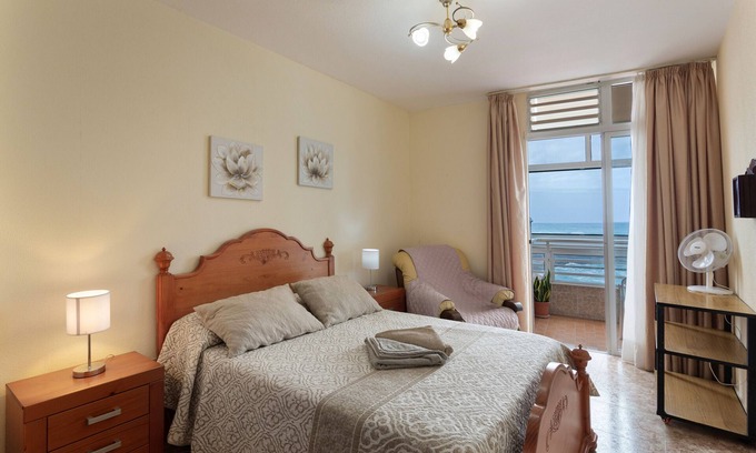 Puerto de la Cruz Appartement | Appartement de vacances 'Un Guiño Al Mar' avec vue sur la mer, terrasse privée et Wi-Fi