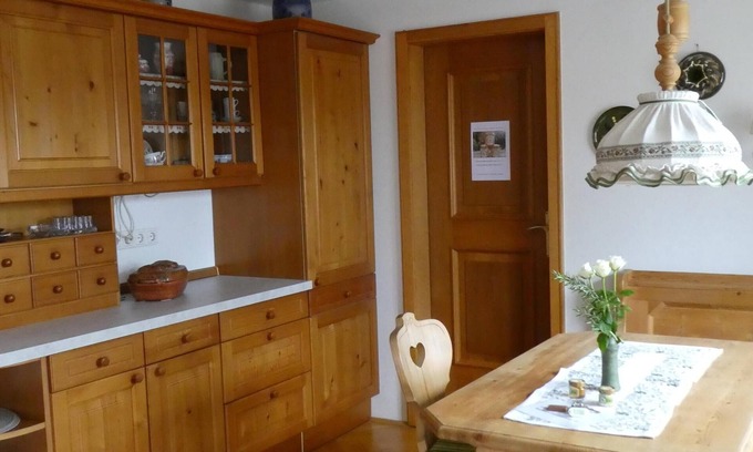 Saaldorf-Surheim Appartement | 120 m² Ferienwohnung mit 2 sep. Schlafzimmern