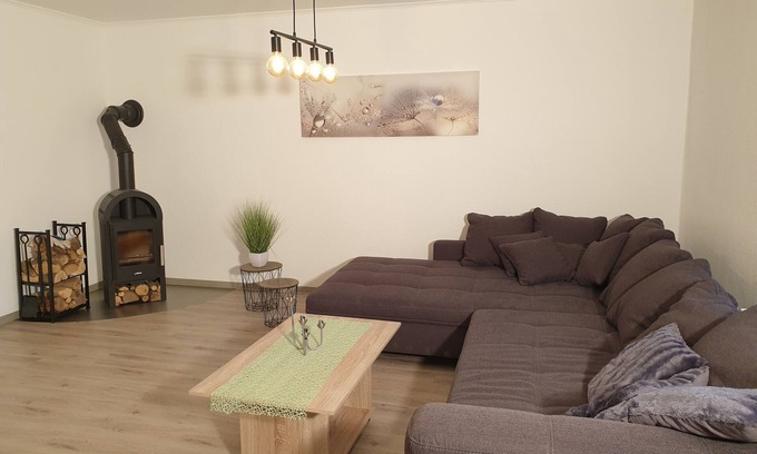 Suederholz Maison | Vacation apartment/house/mechanic apartment- Am Schlosspark near the Baltic Sea 6 persons+cd.