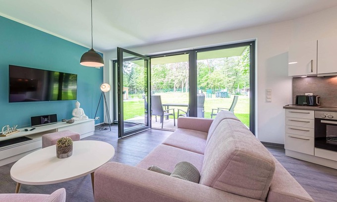 Krakow am See Appartement | Vacation apartment with terrace on Lake Krakow
