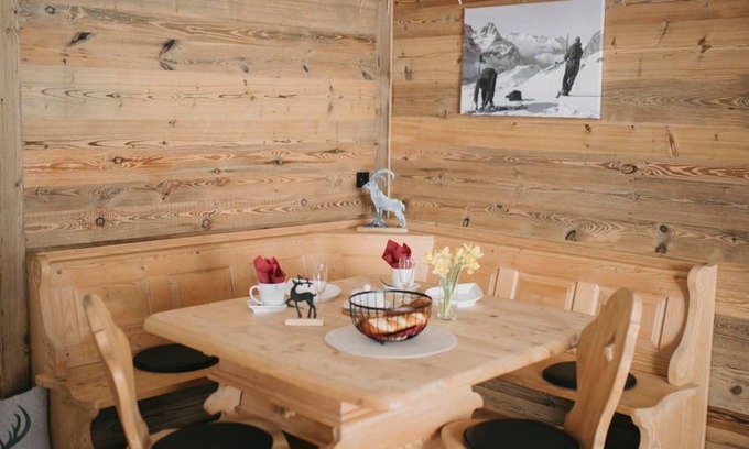 Rofleuten Appartement | Vacation apartment Almgspür - Guesthouse Sonnenplatzerl