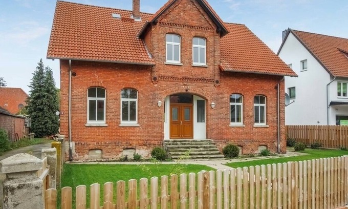 Immensen Appartement | Vacation apartment/apartment for 9 guests with 140m² in Lehrte (295735)