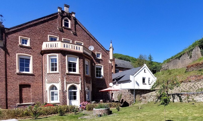 Merl Appartement | Vacation apartment "Beim alten Pfarrhaus"