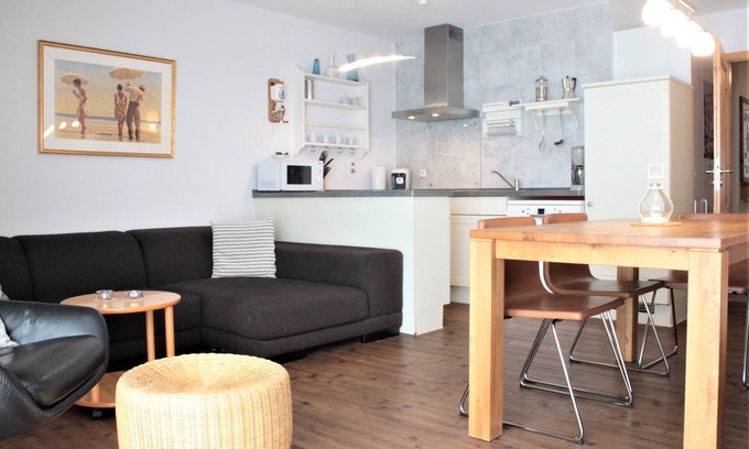 Oertzenhof Appartement | Vacation apartment "Blume" on Poel