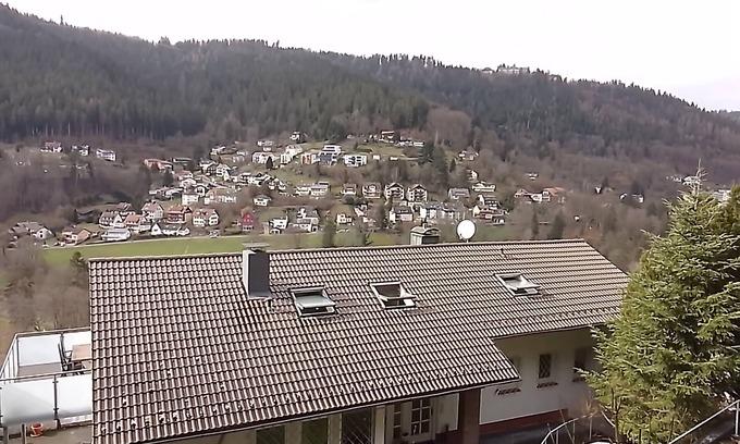 Bad Wildbad Appartement | Vacation apartment with two bedrooms and a large balcony in a quiet location
