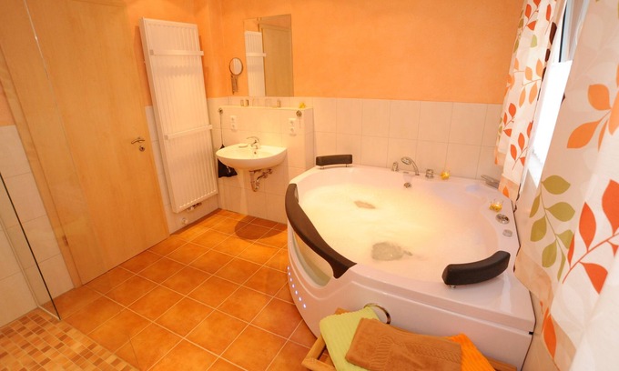 Rhoden Appartement | Appartement / app. pour 2 personnes avec 60m² à Diemelstadt (59398)