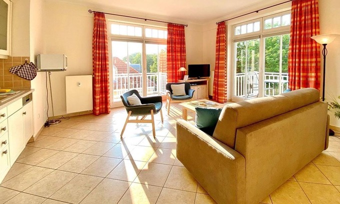 Ostseebad Kuhlungsborn Appartement | Vacation apartment on the Baltic Sea with 2 balconies, incl. sauna area & pool in the house! - Dune Castle