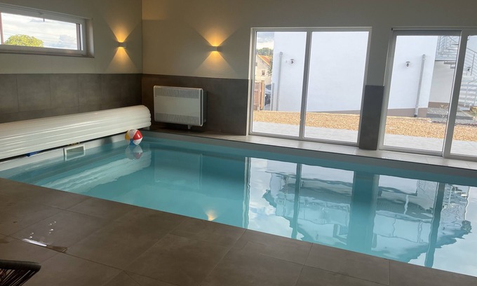 Mettlach Appartement | Nouvel appartement de 82m² avec spa et piscine intérieure chauffée toute l'année