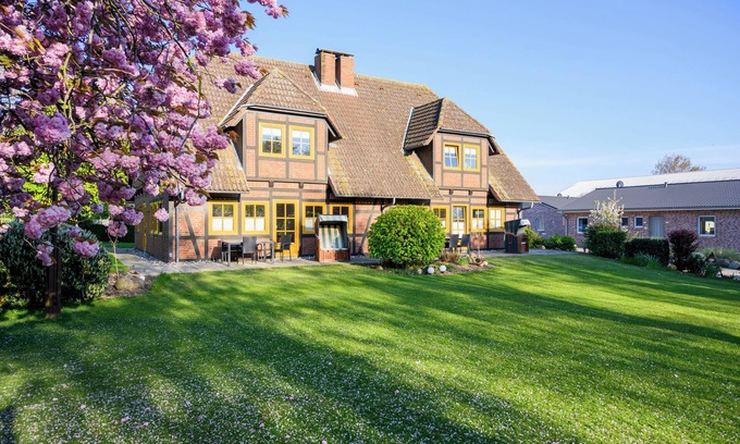 Vadersdorf Appartement | Vacation apartment half-timbered house "Westen oben" - Bauernhof Hopp