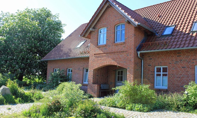 Satow Appartement | Vacation apartment Heckenrose Country vacation on the Mecklenburg Baltic Sea coast