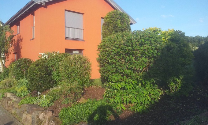 Kredenbach Appartement | Vacation apartment in a quiet location with kitchen