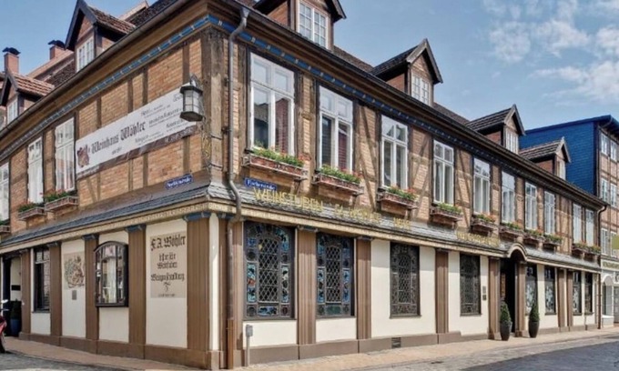 Schwerin Appartement | Vacation apartment in the old town in the UNESCO World Heritage Site Weinhaus Wöhler